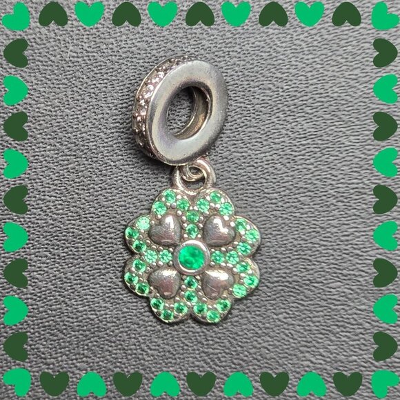 Silver 925 Clover Charm Pendant With Green CZs & Heart‎ Accents - Picture 1 of 4